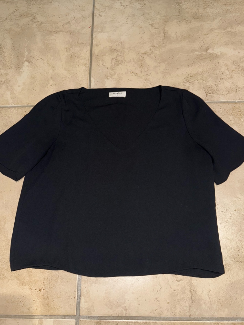 Aritzia Babaton S Short Sleeve Crepe Top